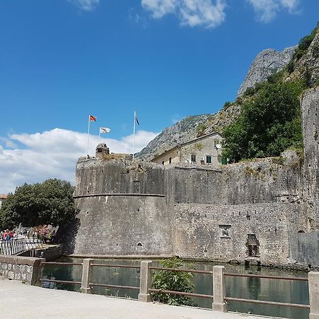 S&I Room Kotor Exterior foto